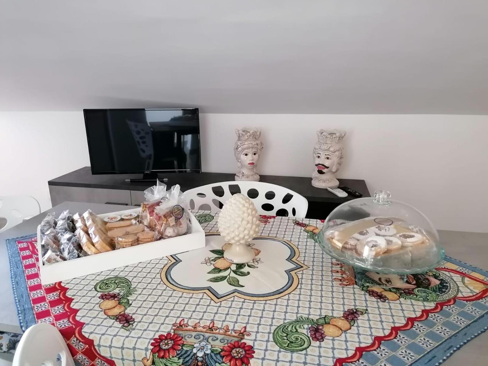 Il Sole Dell'Etna Appartement Aci SantʼAntonio Buitenkant foto